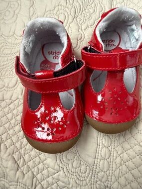 Stride Rite Shiny Red Patent Mary Jane Baby Walker Shoes toddler 5w